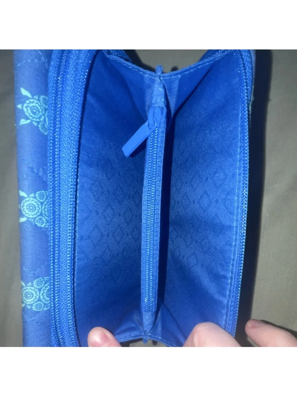 Vera Bradley Marine Turtles Zip Around Phone Holder Wristlet Wallet